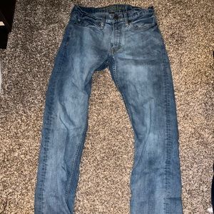 Mens American Eagle straight legged jeans